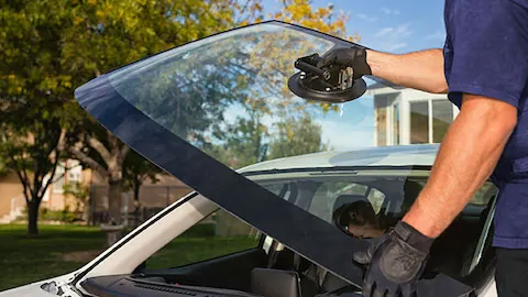 Windshield Replacement in Lamont CA